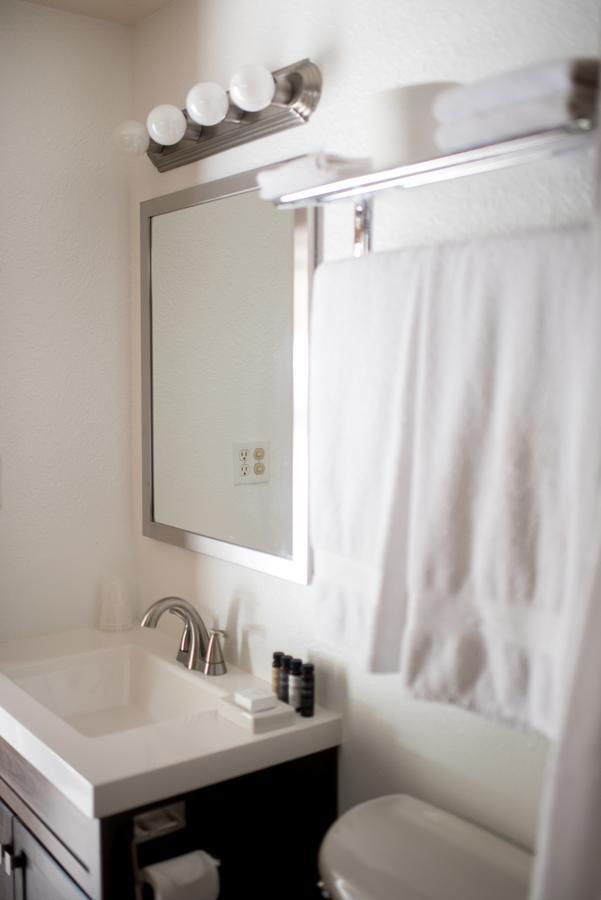 Cozy Mountain Motel Austin 외부 사진